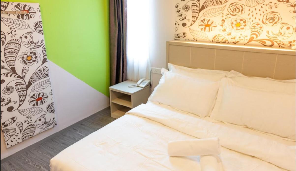 The Crown Hotel @ Klia Sepang Exterior photo